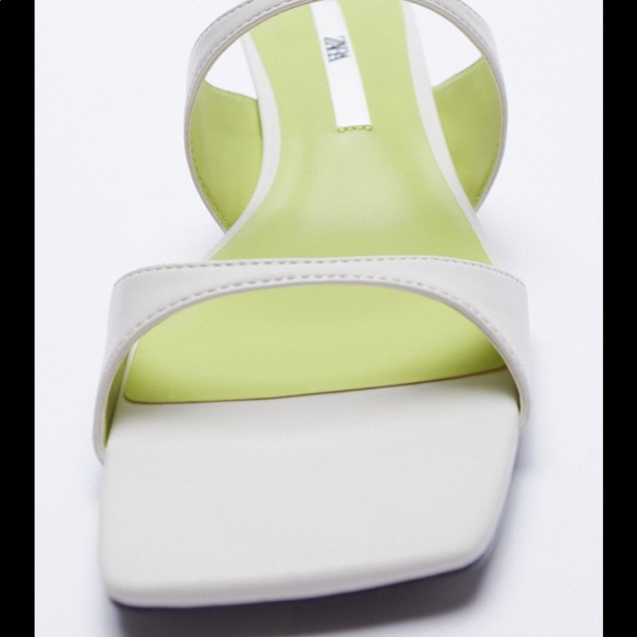 New Zara White Kitten Heel Sandals - Picture 3 of 7